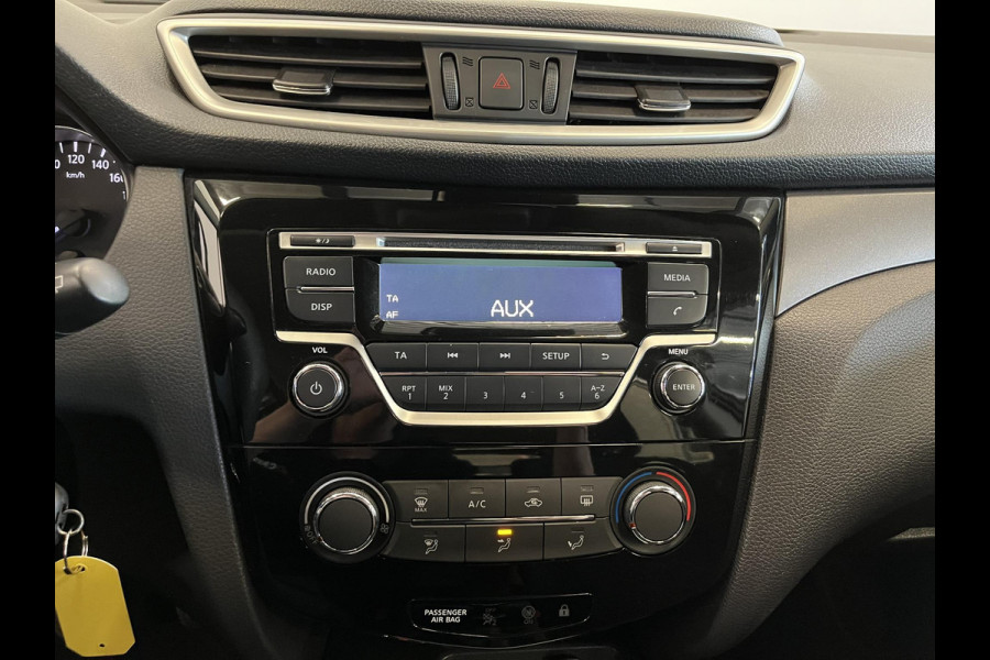 Nissan QASHQAI 1.2 Acenta Airco Cruise Control Parkeersensoren achter Lichtmetalen velgen