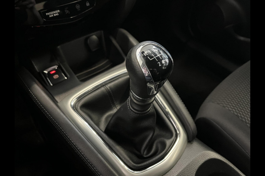 Nissan QASHQAI 1.2 Acenta Airco Cruise Control Parkeersensoren achter Lichtmetalen velgen