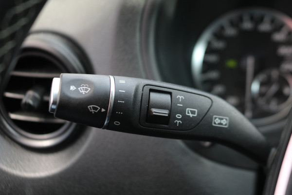 Mercedes-Benz Vito 114 CDI Airco Achterklep Inrichting