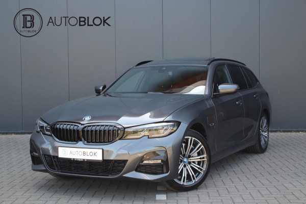 BMW 3 Serie Touring 330e M-Sport | Pano | Trekhaak | Laser | Leder |