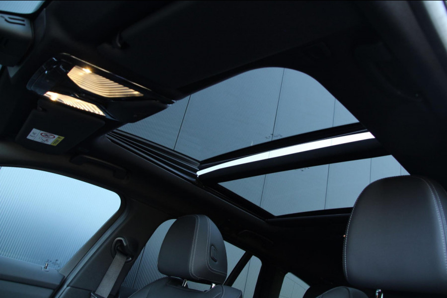 BMW 3 Serie Touring 330e M-Sport | Pano | Trekhaak | Laser | Leder |