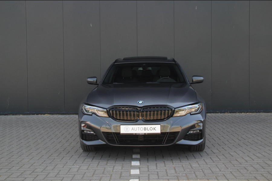 BMW 3 Serie Touring 330e M-Sport | Pano | Trekhaak | Laser | Leder |