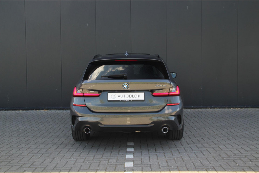 BMW 3 Serie Touring 330e M-Sport | Pano | Trekhaak | Laser | Leder |