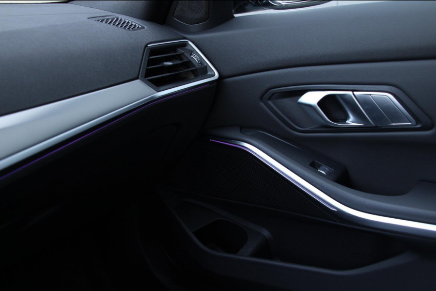 BMW 3 Serie Touring 330e M-Sport | Pano | Trekhaak | Laser | Leder |