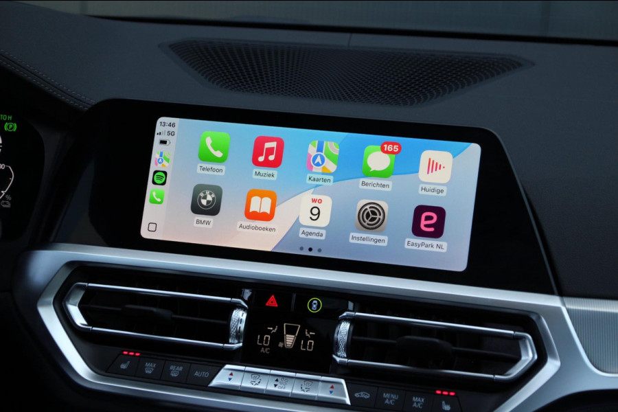BMW 3 Serie Touring 330e M-Sport | Pano | Trekhaak | Laser | Leder |