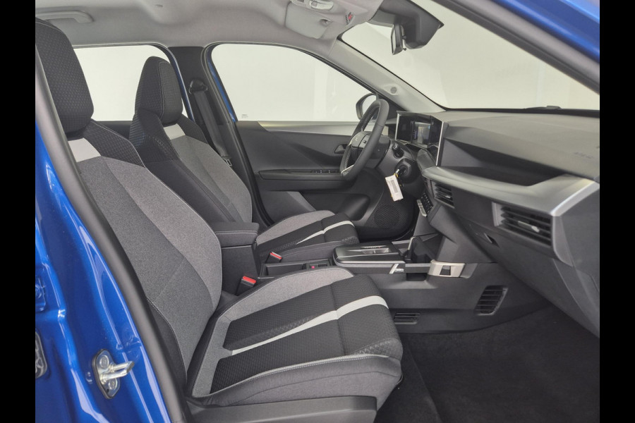 Opel Frontera Electric Edition 44 kWh | Navigatie | Achteruitrijcamera | Stoelverwarming | Comfortstoel | Stuurverwarming | Apple Carplay/Android Auto |
