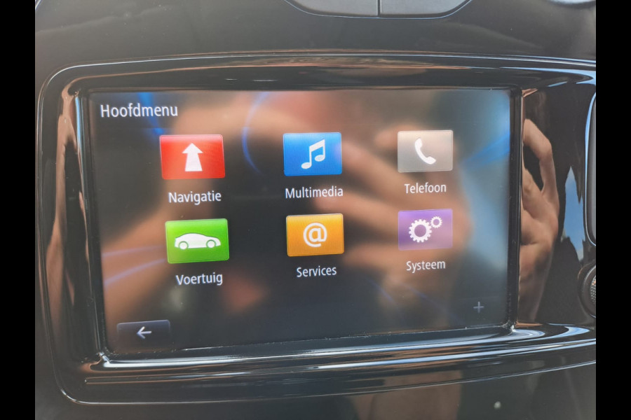 Renault Captur 0.9 TCe Intens | Xenon | Trekhaak | Stoelverwarming | R-link | Navi | PDC