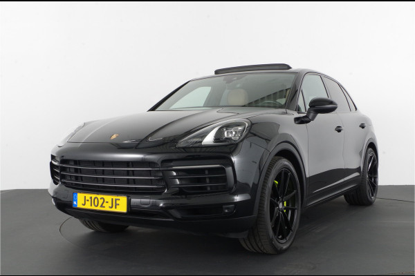 Porsche Cayenne 3.0 E-Hybrid 463pk > Pano.schuif/Sport-Chrono/Porsche Active Suspension/Trekhaak...