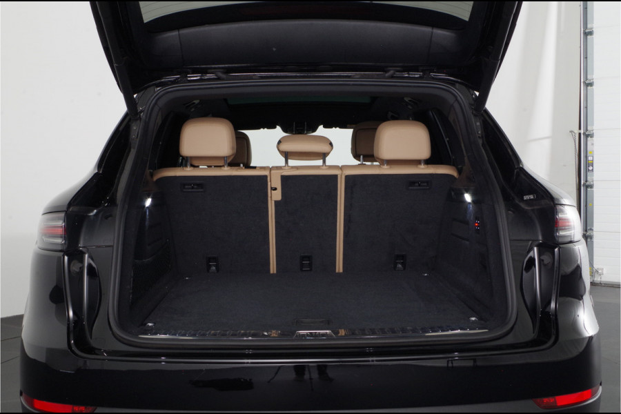 Porsche Cayenne 3.0 E-Hybrid 463pk > Pano.schuif/Sport-Chrono/Porsche Active Suspension/Trekhaak...