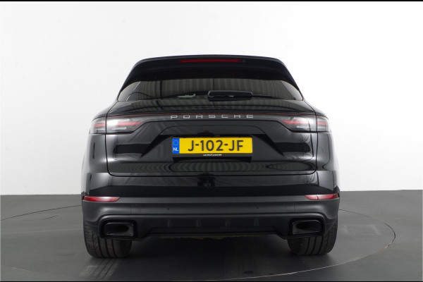 Porsche Cayenne 3.0 E-Hybrid 463pk > Pano.schuif/Sport-Chrono/Porsche Active Suspension/Trekhaak...