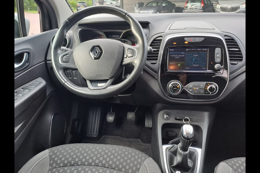 Renault Captur 0.9 TCe Intens | Xenon | Trekhaak | Stoelverwarming | R-link | Navi | PDC