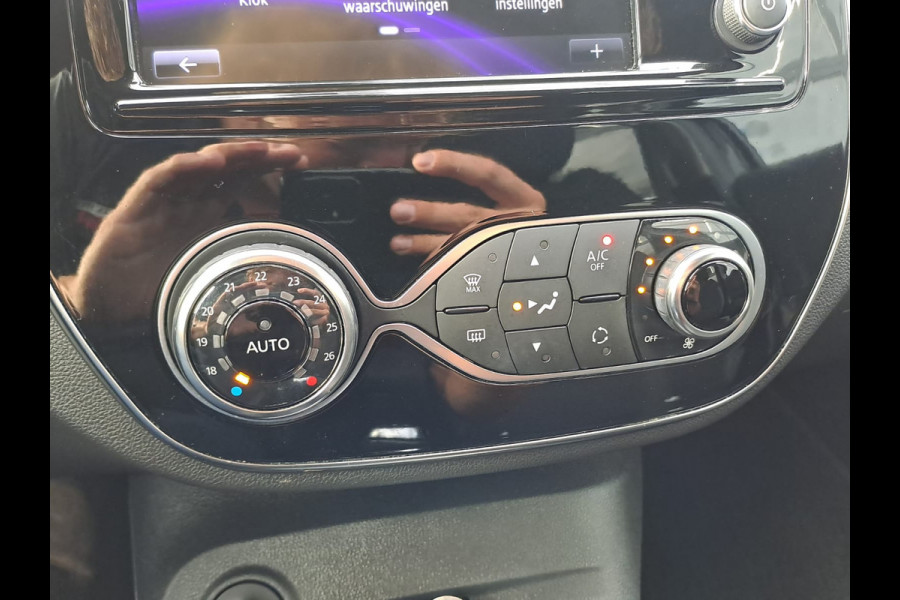 Renault Captur 0.9 TCe Intens | Xenon | Trekhaak | Stoelverwarming | R-link | Navi | PDC
