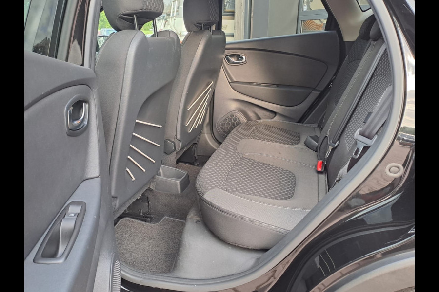 Renault Captur 0.9 TCe Intens | Xenon | Trekhaak | Stoelverwarming | R-link | Navi | PDC