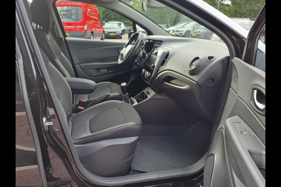 Renault Captur 0.9 TCe Intens | Xenon | Trekhaak | Stoelverwarming | R-link | Navi | PDC