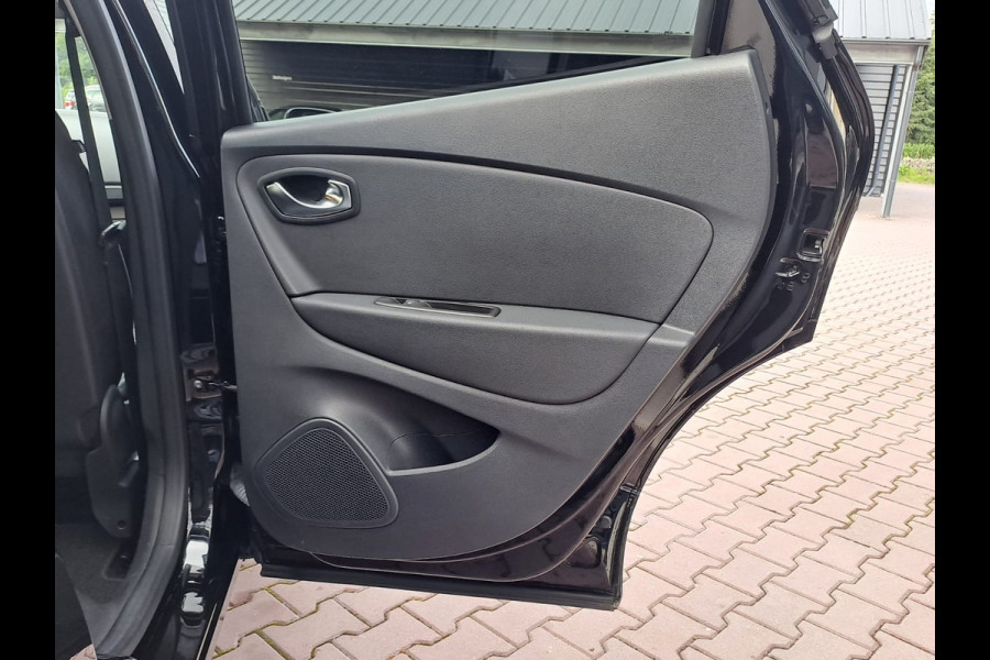 Renault Captur 0.9 TCe Intens | Xenon | Trekhaak | Stoelverwarming | R-link | Navi | PDC