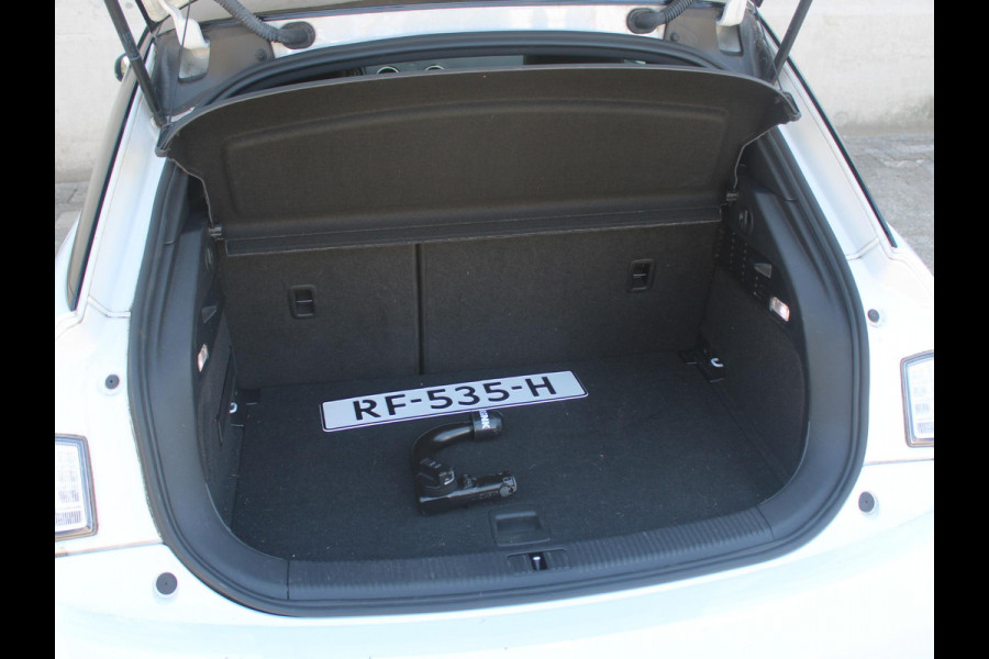 Audi A1 Sportback 1.4 TFSI Sport S line Edition | ELEKTRISCH SCHUIFDAK | NAVIGATIE | TREKHAAK |