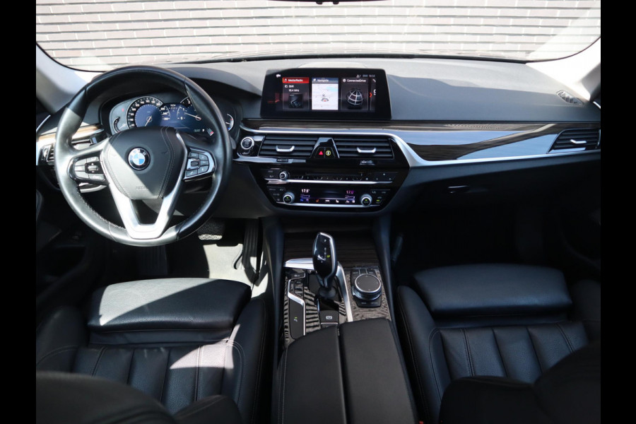 BMW 5 Serie Touring 540i xDrive High Executive | Harman/Kardon | Lederen Sportstoelen |