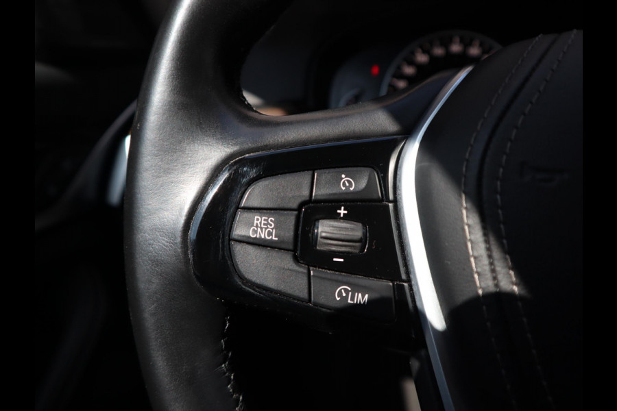 BMW 5 Serie Touring 540i xDrive High Executive | Harman/Kardon | Lederen Sportstoelen |