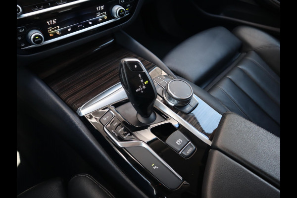 BMW 5 Serie Touring 540i xDrive High Executive | Harman/Kardon | Lederen Sportstoelen |