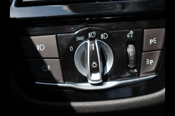 BMW 5 Serie Touring 540i xDrive High Executive | Harman/Kardon | Lederen Sportstoelen |
