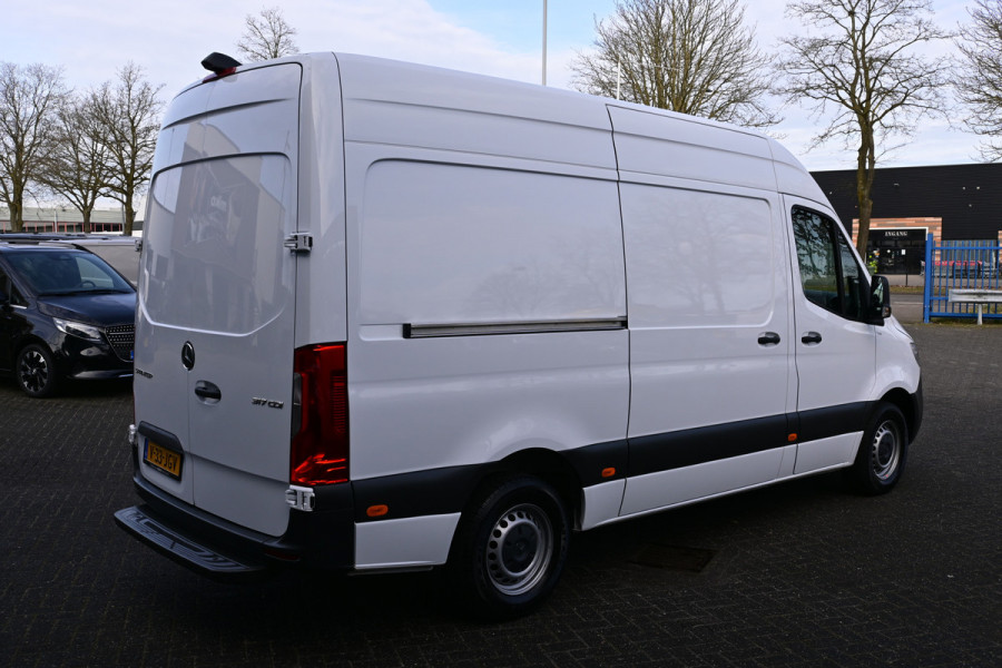 Mercedes-Benz Sprinter 317 CDI L2H2 RWD 3500kg Trekhaak, MBUX met camera, Apple Carplay/Android Auto