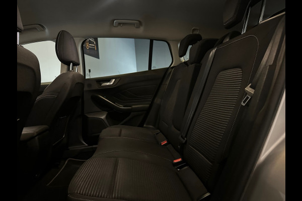 Ford FOCUS Wagon 1.0 EcoBoost Titanium Business Winter Pack