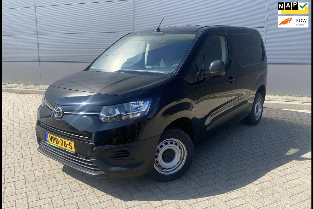Toyota PROACE CITY 1.5 D-4D Cool Toyota PROACE CITY 1.5 D-4D Cool