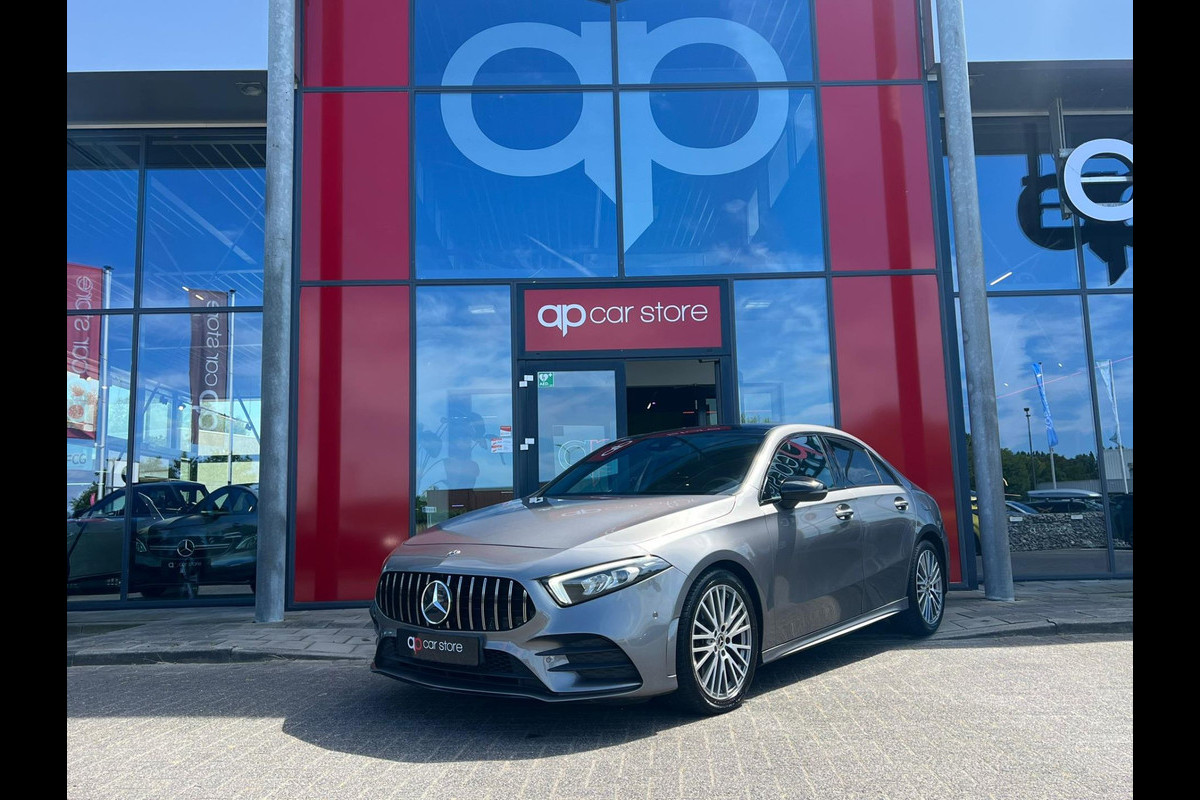 Mercedes-Benz A-Klasse 250 AMG Line Mercedes-Benz A-Klasse 250 AMG Line
