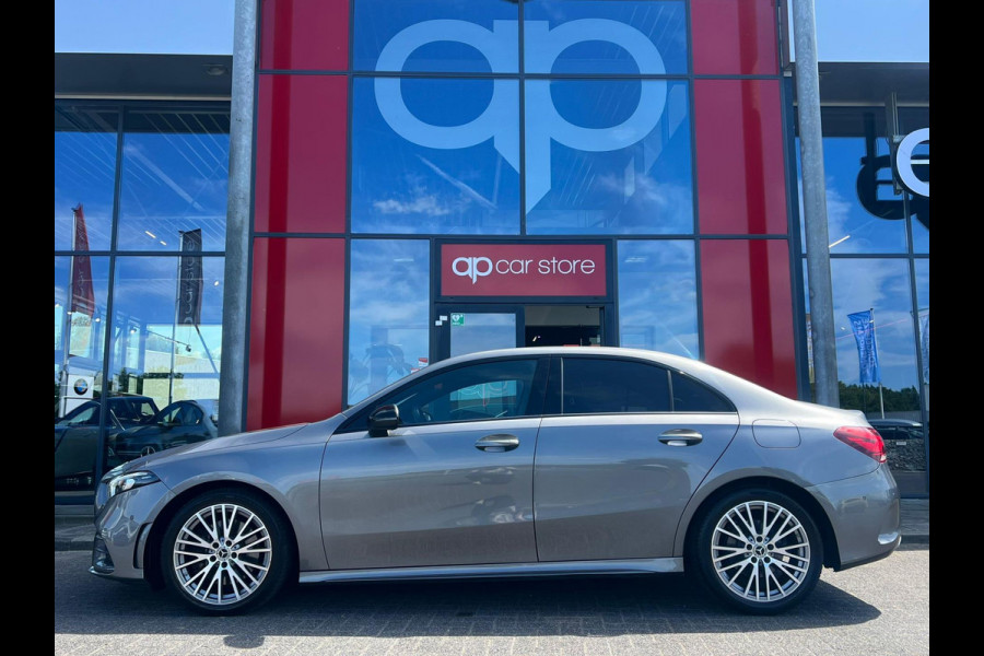 Mercedes-Benz A-Klasse 250 AMG Line