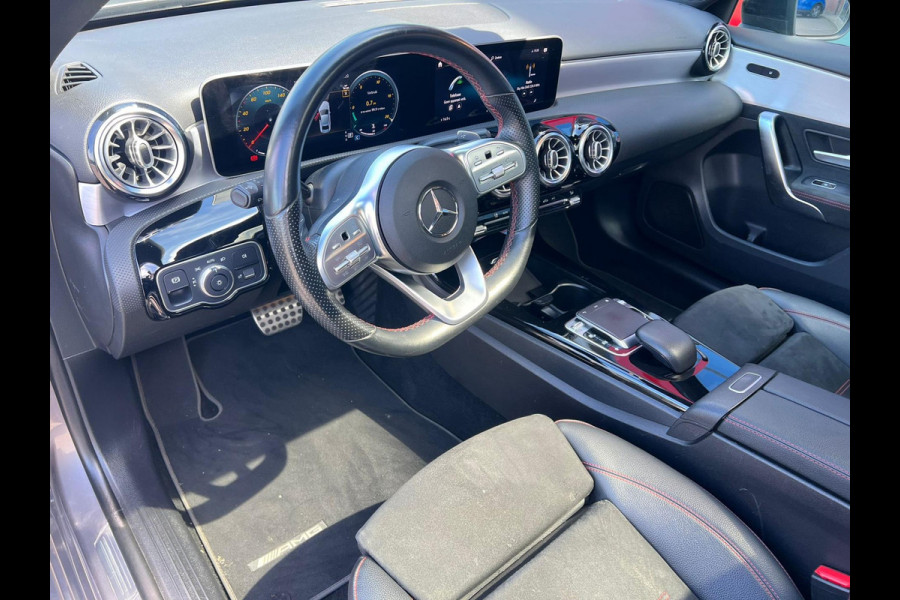 Mercedes-Benz A-Klasse 250 AMG Line