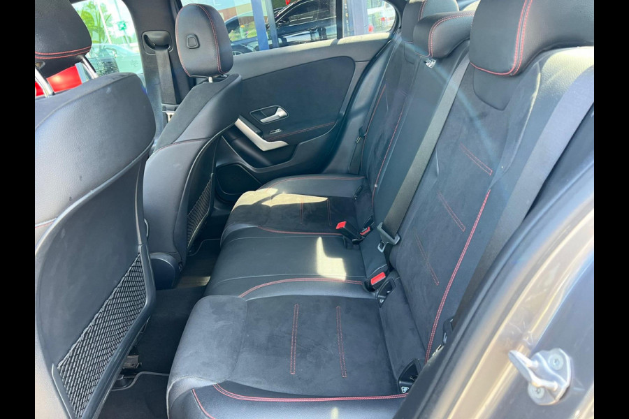 Mercedes-Benz A-Klasse 250 AMG Line
