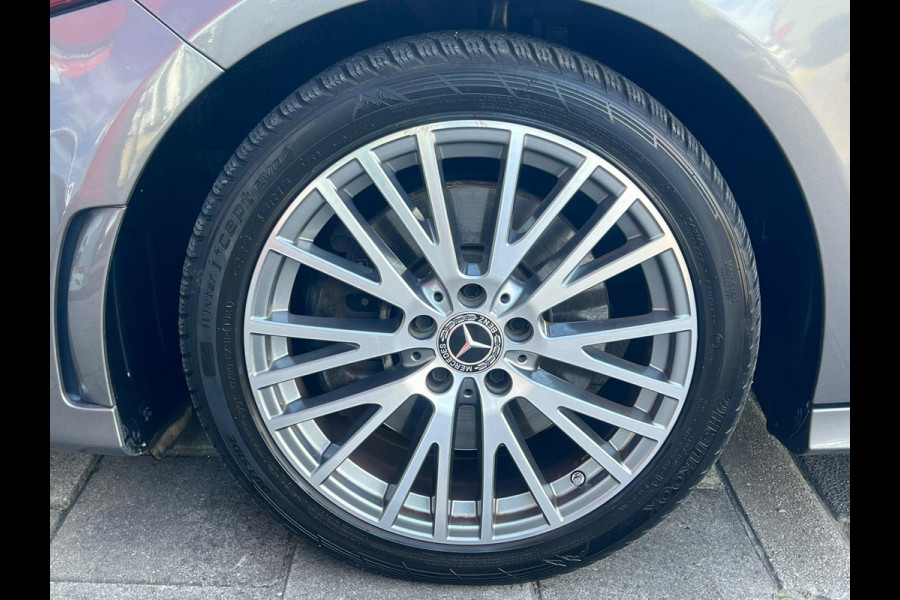 Mercedes-Benz A-Klasse 250 AMG Line