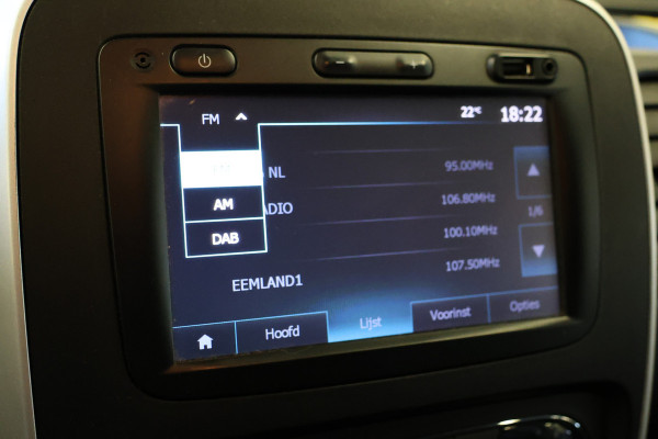Renault Trafic 1.6 dCi L2H1 | Camera | Cruise control | Airco | Cruise control | Navigatie | Trekhaak | PDC | Euro 6 | NAP Logisch