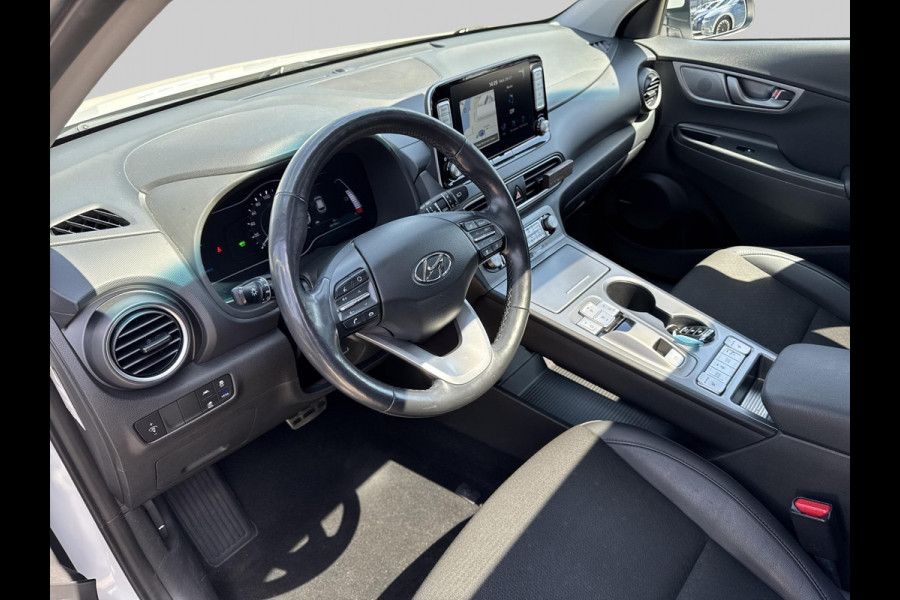 Hyundai Kona EV Fashion 64 kWh | WORDT VERWACHT | halfleder | stoelverwarming