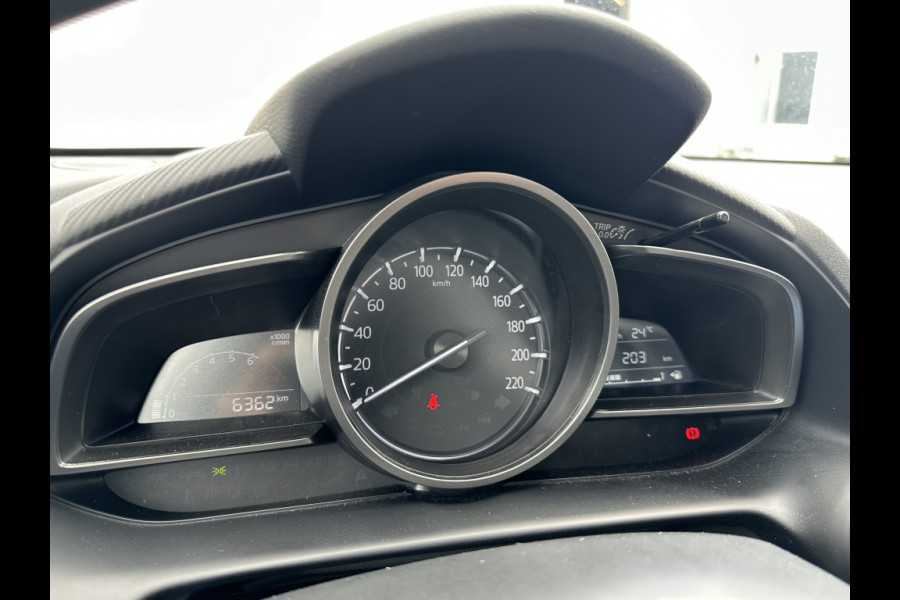 Mazda 2 1.5 Center Line, airco, applecarplay, cruise