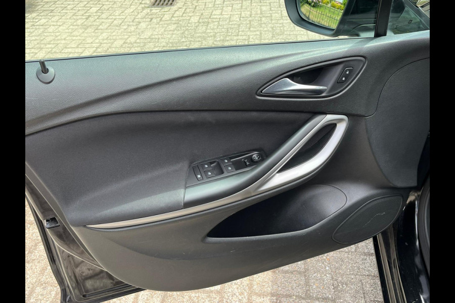 Opel Astra Sports Tourer 1.0 Turbo nieuwe APK