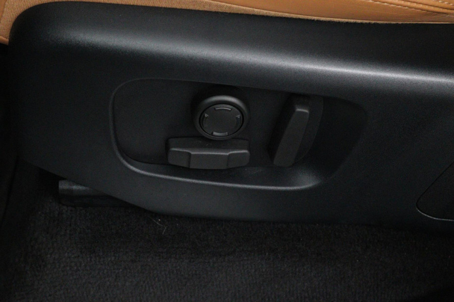 Land Rover Range Rover Sport 2.0 P400e HSE Dynamic (PANORAMADAK, CAMERA, ELEKTR STOELEN, NAVIGATIE, STUUR/STOEL VERWARMING)