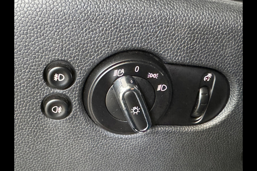 MINI Cabrio 2.0 Cooper S Chili Serious Business AIRCO NAVIGATIE STOELVERWARMING KEYLESS-GO PDC CRUISE START/STOP USB AUX