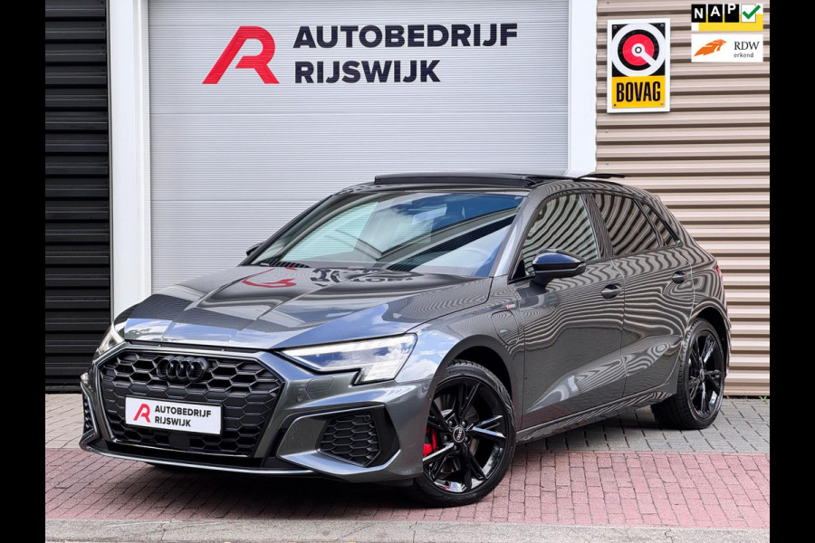Audi A3 Sportback 45 TFSI e S edition Competition RS zetels/Pano/Sfeer