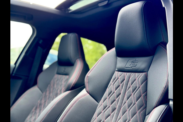 Audi A3 Sportback 45 TFSI e S edition Competition RS zetels/Pano/Sfeer