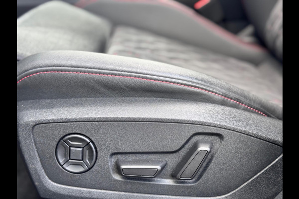 Audi A3 Sportback 45 TFSI e S edition Competition RS zetels/Pano/Sfeer