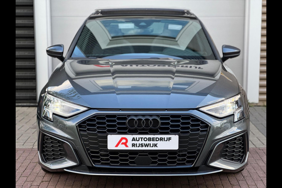Audi A3 Sportback 40 TFSI e Edition Rs zetels/B&O/Pano/Keyless