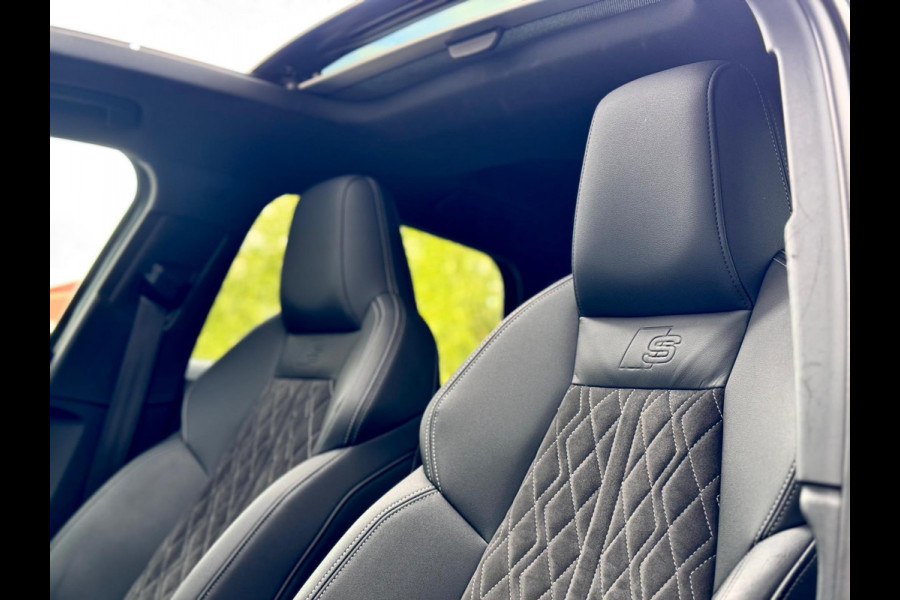 Audi A3 Sportback 40 TFSI e Edition Rs zetels/B&O/Pano/Keyless