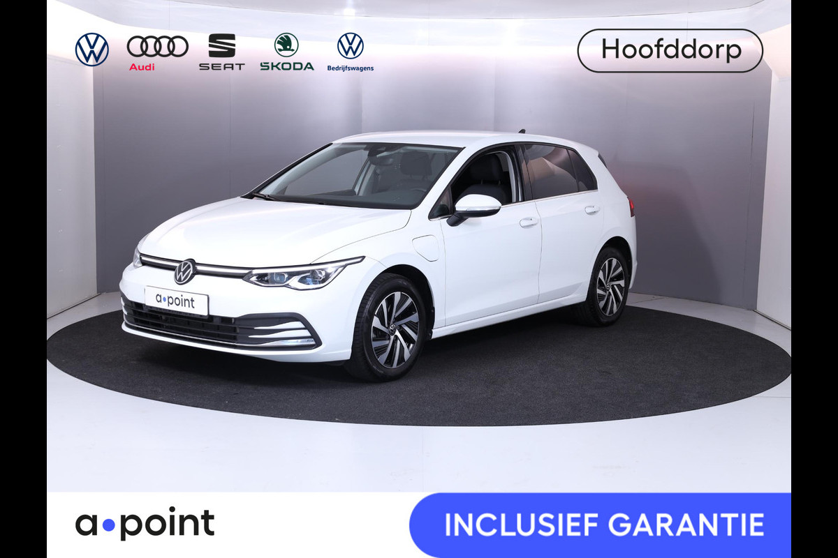 Volkswagen Golf 1.4 eHybrid Style 204 pk Automaat (DSG) | Navigatie | Parkeersensoren | Adaptieve cruise control | Stoelverwarming | Volkswagen Golf 1.4 eHybrid Style 204 pk Automaat (DSG) | Navigatie | Parkeersensoren | Adaptieve cruise control | Stoelverwarming |