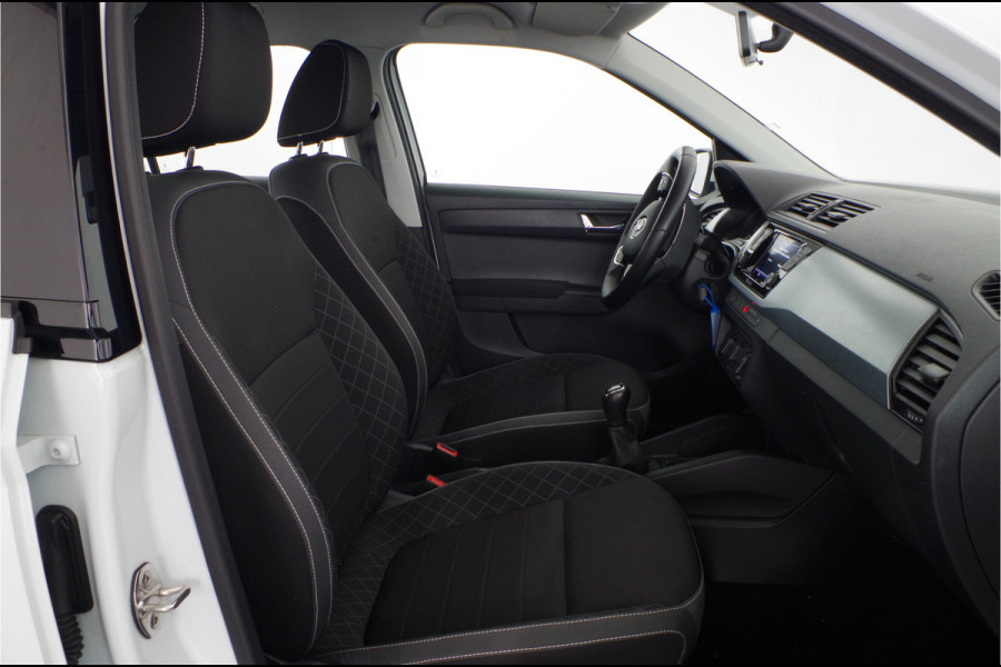 Škoda Fabia Combi 1.0 TSI Ambition > Camera/Stoelverwarming/Android auto...