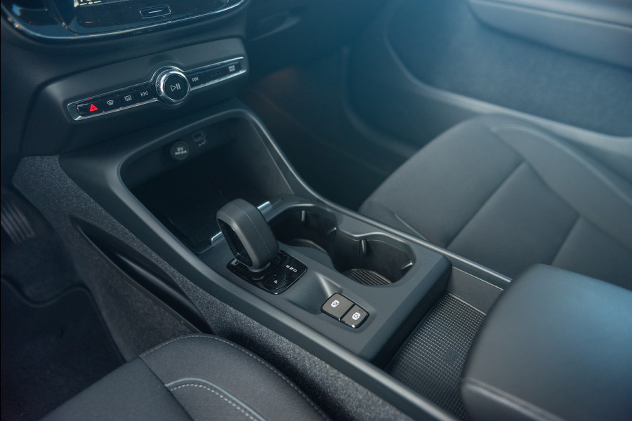 Volvo XC40 T4 Aut. Plug-in Hybrid Inscription CruiseControl Schuif/Kanteldak 211pk