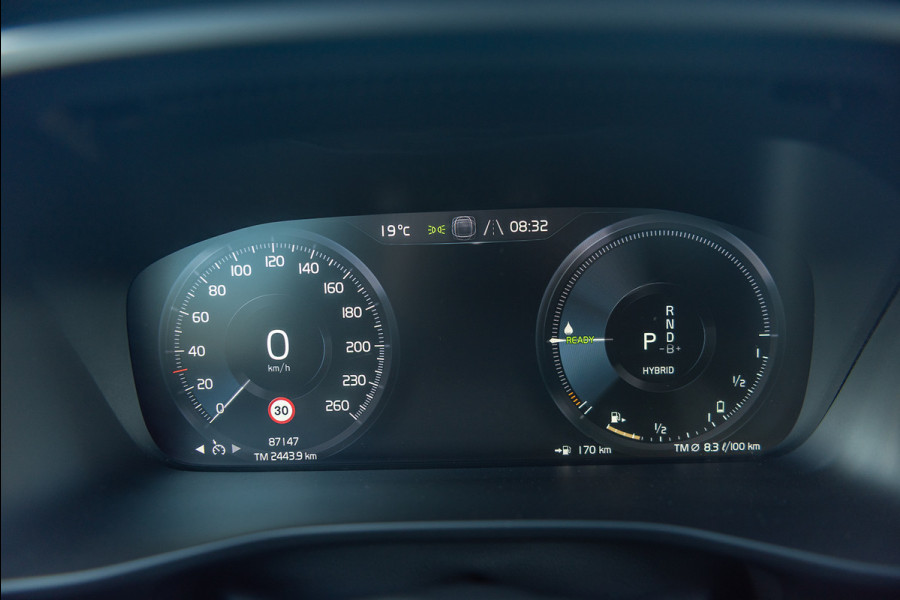 Volvo XC40 T4 Aut. Plug-in Hybrid Inscription CruiseControl Schuif/Kanteldak 211pk