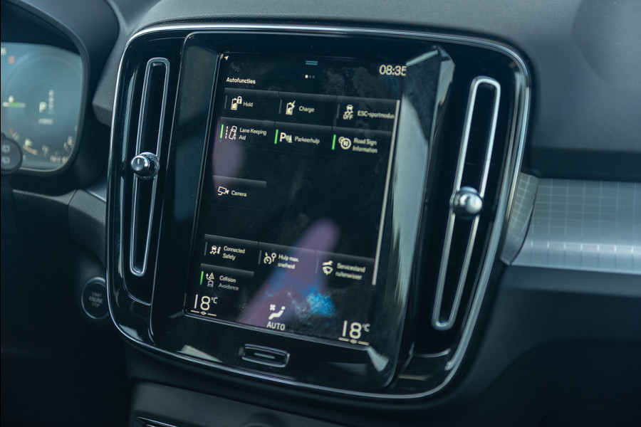 Volvo XC40 T4 Aut. Plug-in Hybrid Inscription CruiseControl Schuif/Kanteldak 211pk