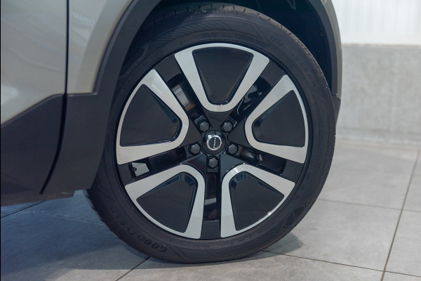 Volvo XC40 T4 Aut. Plug-in Hybrid Inscription CruiseControl Schuif/Kanteldak 211pk