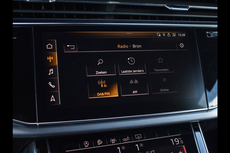 Audi Q8 50 TDI QUATTRO PRO LINE S | PANORAMADAK | MEMORY SEATS | 360 CAMERA | KEYLESS | BANG&OLUFSEN | ADAPTIVE CRUISE | TREKHAAK | AMBI